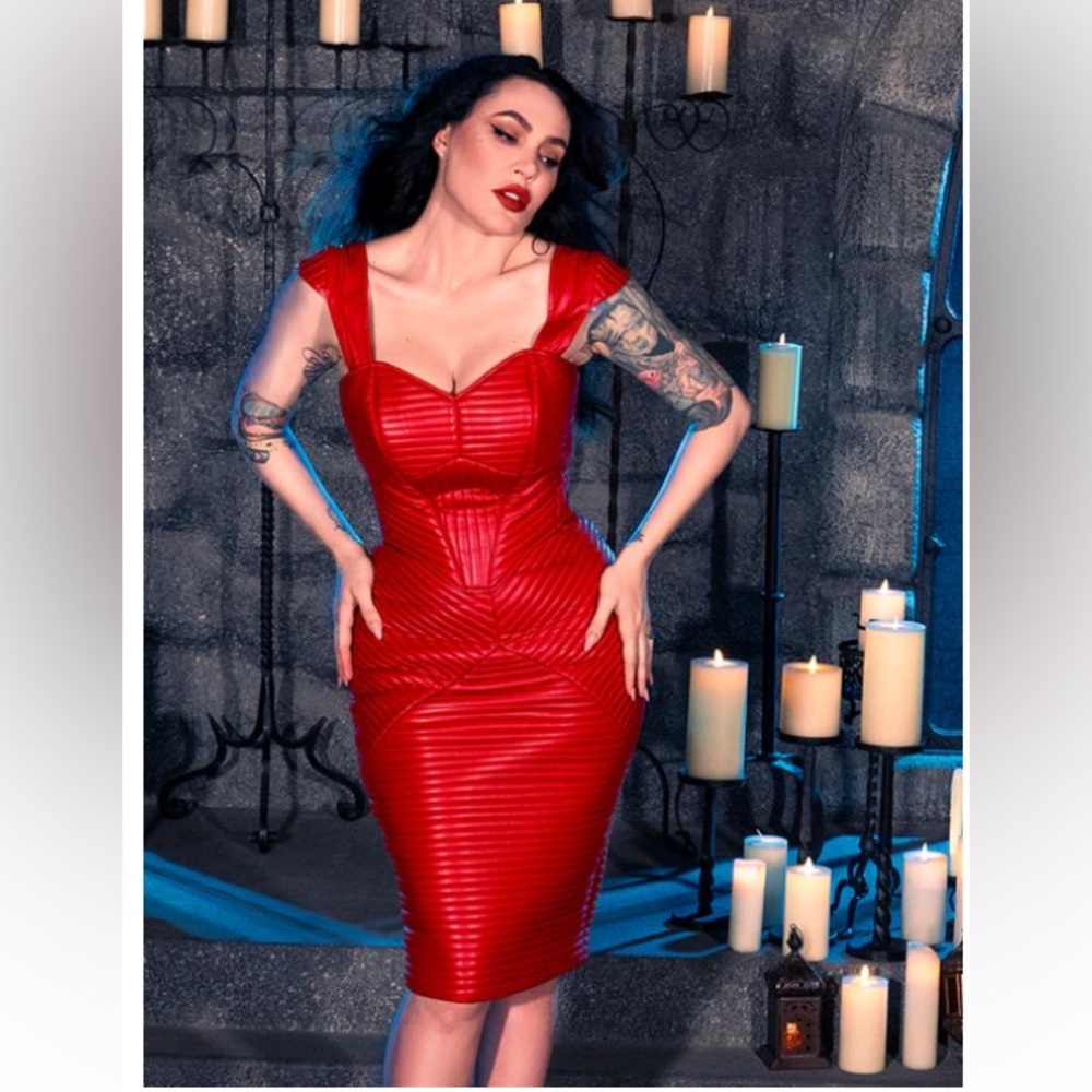 BRAM STOKER'S DRACULA Order of the Dragon Armor Pencil Skirt in Blood Red